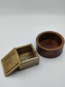 Boîte en bois de manguier finition naturelle avec couvercle magnétique, boîte de rangement artisanale, boîte cadeau - Product Image 4