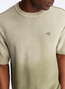 Fabricant de t-shirts en coton à dégradé ombré personnalisable, tricot texturé premium, logo brodé personnalisé, couture apparente, chemises pour hommes - Product Image 2