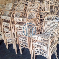 Chaise de comptoir en rotin naturel, artisanale, moderne et écologique, pour café, bar et restaurant, provenant d'un fabricant vietnamien.