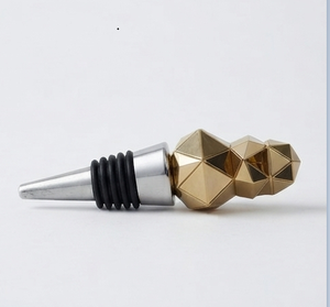 Bouchons de bouteille personnalisés, finition argentée ou dorée, articles cadeaux, bouchons de bouteille personnalisés les plus tendance - Product Image 5