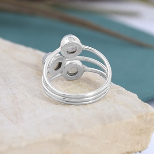 Bague en argent sterling 925 avec pierre de lune arc-en-ciel, pierre de naissance, triple pierre de lune naturelle, style bohème, empilable, pour femme - Product Image 4