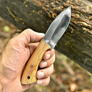 Couteau de chasse et de camping en acier carbone fait main à lame fixe, avec manche en bois de frêne, vente en gros, OEM, logo personnalisé - Product Image 3