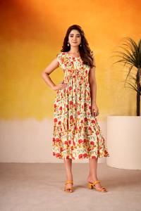 Vêtements ethniques indiens en soie Maslin avec imprimé floral, robes de style moderne, collections de Kurtis pour femmes, vêtements décontractés et de soirée - Product Image 2