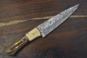 Cuchillo Gyuto Profesional de Acero Damasco Forjado a Mano de 67 Capas BA ENTERPRISES de Alta Calidad para Chef, Punta Caída 0.45mm - Product Image 3