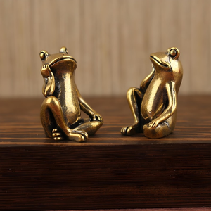 Figurine de grenouille en laiton artisanale, sculpture de grenouille assise, statue d'animal en métal mignonne, décoration de luxe pour la maison, ornement de table, objet de collection - Product Image 4