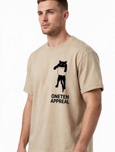 Oneten Apparel Camiseta de manga corta beige para hombre, cuello redondo, estampado gráfico de animales, top informal - Product Image 1