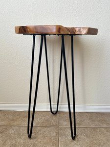 Rustic <b>Epoxy</b> Log <b>Table</b> Live Edge <b>Epoxy</b> Log Side <b>Table</b> Natural Wood Log Accent <b>Table</b> <b>Epoxy</b> <b>Resin</b> Log End <b>Table</b> Handmade Wood Log - Product Image 6