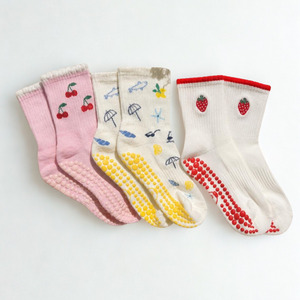 <b>Custom</b> Logo Women <b>Grip</b> Yoga <b>Socks</b> Anti Slip Pilates Crew <b>Socks</b> Soft Knitted Fitness Training <b>Socks</b> - Product Image 1