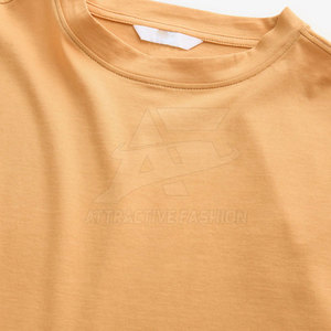 Camiseta holgada de tela ligera a bajo precio para mujer, moderna para uso diario, clásica e informal, hecha en Pakistán. - Product Image 4