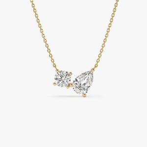 Collier pendentif Toi et Moi en diamant de laboratoire, taille poire, deux pierres, or jaune 14 carats, certifié IGI, chaîne fine, style minimaliste - Product Image 1
