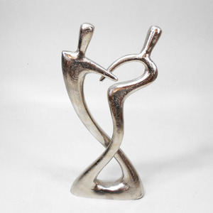 Pieza de Arte Decorativa Moderna de Lujo en Aluminio Fundido con Acabado Dorado, Centro de Mesa Abstracto para Hogar y Hotel - Product Image 4