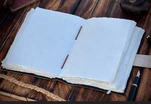 Journal en cuir véritable fait à la main, carnet en papier vintage ou carnet de croquis ou journal de yoga pour offrir en cadeau - Product Image 3