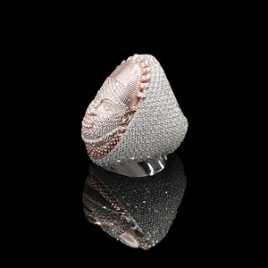 Bague de déclaration élégante en moissanite entièrement sertie, avec monture griffe, pour fiançailles, mariage et anniversaire - Product Image 2