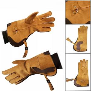 Gants de fauconnerie en cuir pour la manipulation des oiseaux, la formation et la sécurité des mains, fabriqués sur mesure, vente en gros - Product Image 2