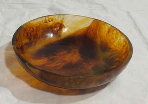 Bol décoratif en résine coloré fait main, best-seller, pour servir des collations et des fruits, disponible pour la vente en gros - Product Image 3