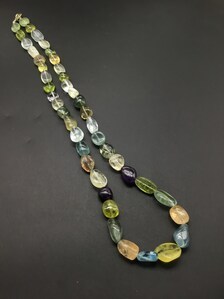 269.35 Quilates de Gemas Naturales Mixtas Variadas, Pulidas, para la Elaboración de Joyería Fina, Collar de Piedras Preciosas - Product Image 2