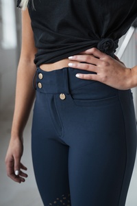 ชุดขี่ม้าผู้หญิงแบรนด์ดังสไตล์ตะวันตก รับสกรีนโลโก้ กางเกงขี่ม้าแบบเต็มตัว พิมพ์ลายซิลิโคน พร้อมช่องใส่โทรศัพท์ - Product Image 2