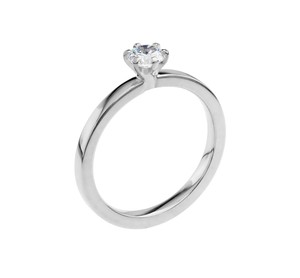 Bague de fiançailles de luxe pour femme en argent sterling avec moissanite taille brillant, sertie griffe, plaqué or jaune et finition rhodiée - Product Image 5