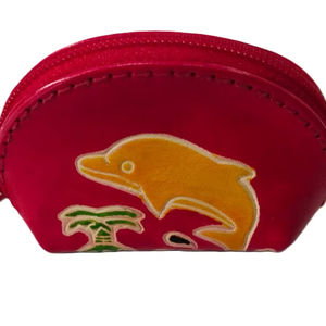 Pochette cosmétique semi-circulaire carrée en cuir artisanal imprimé Lowell pour souvenir - Product Image 1