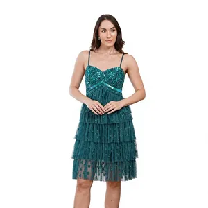 Robe de cocktail de luxe vert turquoise en tulle à volants, lourdement ornée de perles et de paillettes, à fines bretelles, pour femme - Product Image 4