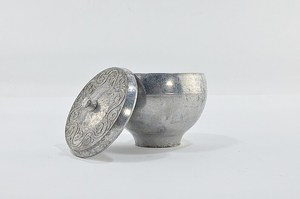 Azucarero de Aluminio Vintage con Tapa, Tazón Metálico con Tapa de Estilo Mediados de Siglo, Decoración Rústica para Cocina - Product Image 4