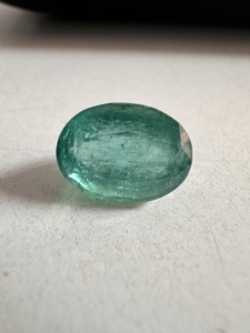Pierre précieuse naturelle ovale vert émeraude de 4,53 carats, qualité supérieure, pour bijoux personnalisés, bagues, pendentifs, vente en gros - Product Image 3
