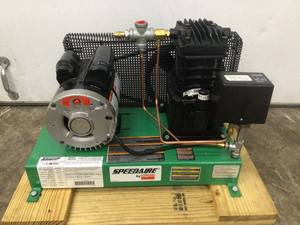 Compresor de Aire Eléctrico 4B242A de 2 HP, 1000 RPM Máx., 120, 240 VCA, Nuevo y de Alta Demanda, para Tijeras de Peluquería - Product Image 2