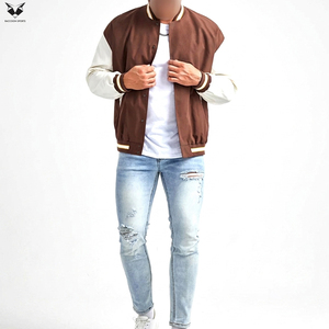 ซัพพลายเออร์ที่ดี บริการ OEM ODM เสื้อแจ็คเก็ตวาร์ซิตี้สีน้ำตาลสำหรับผู้ชาย แขนเสื้อสีขาว ติดกระดุมด้านหน้า เสื้อคลุมลำลองสำหรับฤดูใบไม้ร่วง - Product Image 4