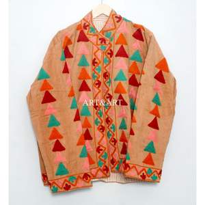 Suministro al por Mayor de Chaquetas Acolchadas de Algodón 100% Bordadas para Mujer, Estilo Retro Bohemio, Ecológicas y Transpirables de Fábrica - Product Image 6