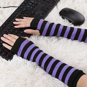 Mangas de compresión negras y moradas de punto para mujer, para ciclismo, con tela que absorbe la humedad, para atletas. - Product Image 5