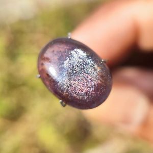 Cabochon de pierre précieuse naturelle Iolite Pierre de soleil taille ovale avec iridescence pour la fabrication de bijoux DIY - Product Image 3