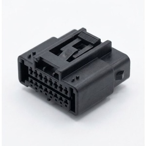 Usine de moulage par injection de plastique spécialisée dans l'optimisation de la conception de pièces PBT GF30, conception automobile résistante, collaboration. - Product Image 1