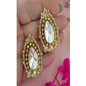 Adorables Pendientes de Moissanita de Primera Calidad Chapados en Oro para Mujeres y Niñas, Ideales para Vestidos de Noche y Fiestas - Product Image 2