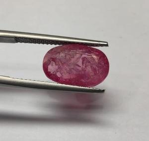 พลอยทับทิมคอรันดัมธรรมชาติสีแดงตัดวงรีสำหรับทำแหวน - Product Image 2