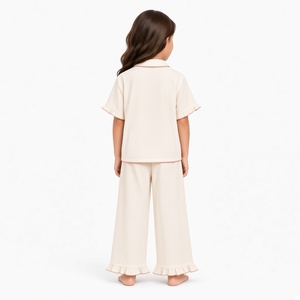 Ensemble pyjama d'été crème pour filles, haut boutonné à manches courtes et pantalon large, tenue de nuit deux pièces 100% polyester, vente en gros - Product Image 6