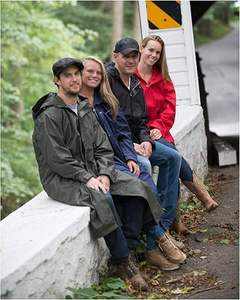 Chaqueta impermeable y cortavientos unisex OEM de softshell con forro polar desmontable, ideal para ciclismo, senderismo, camping y actividades al aire libre. - Product Image 2