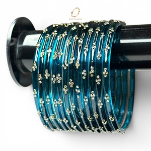 Lot de bracelets cachemiriens plaqués or en verre goutte d'eau bleu océan, design perles étincelantes, pour femme, mariage, vente en gros à bas prix - Product Image 1