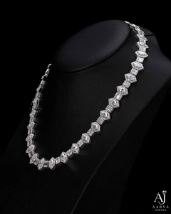 สร้อยคอเทนนิสโมอิสซาไนต์ชุบแพลตตินัมเงินแท้จาก AARVA JEWELS ดีไซน์แบบ Iced Link Chain ทรง Brilliant Cut เหมาะสำหรับงานปาร์ตี้และงานแต่งงาน - Product Image 5