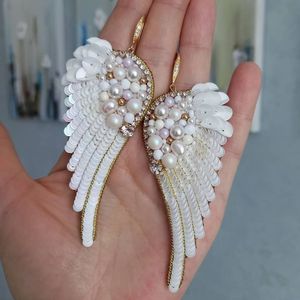 MD HANDICRAFTS Elegante Broche Bordado Botánico Hecho a Mano para Niñas y Mujeres para Ocasiones de Boda - Product Image 4