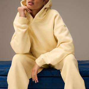 Conjunto de Sudadera con Capucha Oversize y Pantalón de Chándal para Mujer al por Mayor, con Logotipo Personalizado, de Algodón y Forro Polar, 2 Piezas, Fabricante de Ropa Deportiva y de Descanso - Product Image 1