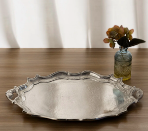 Plateau de service ovale élégant en métal, style baroque vintage avec poignées, plateau plaqué argent de haute qualité pour la décoration intérieure et les événements - Product Image 5