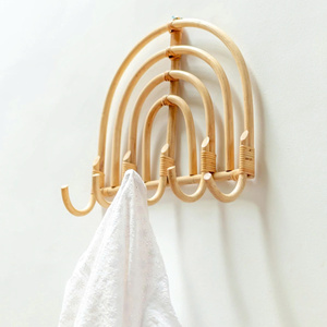 Porte-manteau mural arc-en-ciel en rotin naturel tressé à la main, élégant et décoratif, pour chambre d'enfant, organisateur mural charmant, durable et écologique - Product Image 2