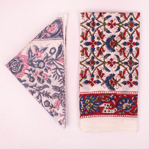 Bandana carré en coton imprimé à la main Craftjaipur, motif floral bohème – Accessoire capillaire respirant et doux pour la peau, idéal pour les femmes en extérieur - Product Image 3