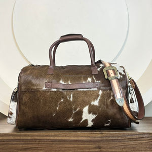 Nouveau sac polochon de voyage de nuit en cuir outillé à la main Durable de grande capacité pour hommes et femmes polochon de week-end en cuir de vachette de haute qualité - Product Image 6