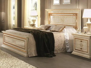 Juego de Dormitorio de Lujo en Madera de Teca Sólida, Estilo Neoclásico Árabe Real, Cama King Size con Cabecera y Piecera, 2 Mesitas de Noche, para Suite Principal de Villa - Product Image 5