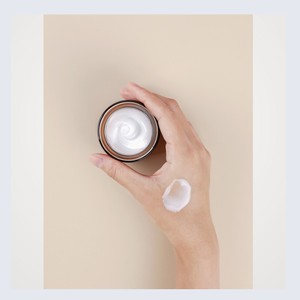 Soins de la peau coréens Mizon K-Beauty Olinwon Crème réparatrice à l'escargot 75ml Fabriqué en Corée lotion pour le visage articles et produits de maquillage - Product Image 5