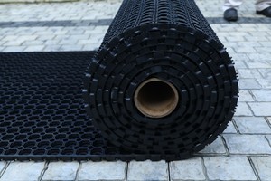 แผ่นยางป้องกันหญ้าเสียหาย กันลื่น สำหรับโรงรถ ห้องครัว และสนามเด็กเล่น - Product Image 4