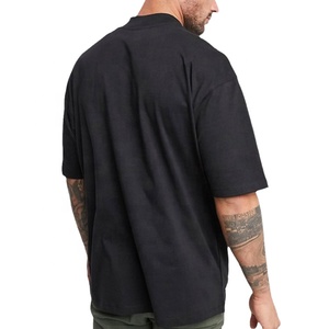 T-shirt unisexe streetwear grande taille 100% coton tricoté avec logo personnalisable sur le devant, style vintage et coupe oversize - Product Image 1