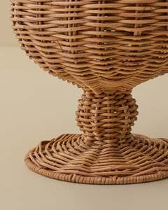 Ensemble de jardinières en rotin naturel, pots à fleurs en osier tressé, vases décoratifs sur piédestal pour la décoration intérieure du salon. - Product Image 5