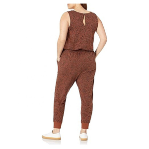 Mono deportivo de mujer de una pieza, sin tirantes, con cuello en V, de longitud completa, de doble cara, de spandex/nailon, resistente al sudor y a las arrugas. - Product Image 5
